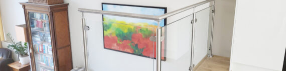 Glazen balustrade voor split level woningen