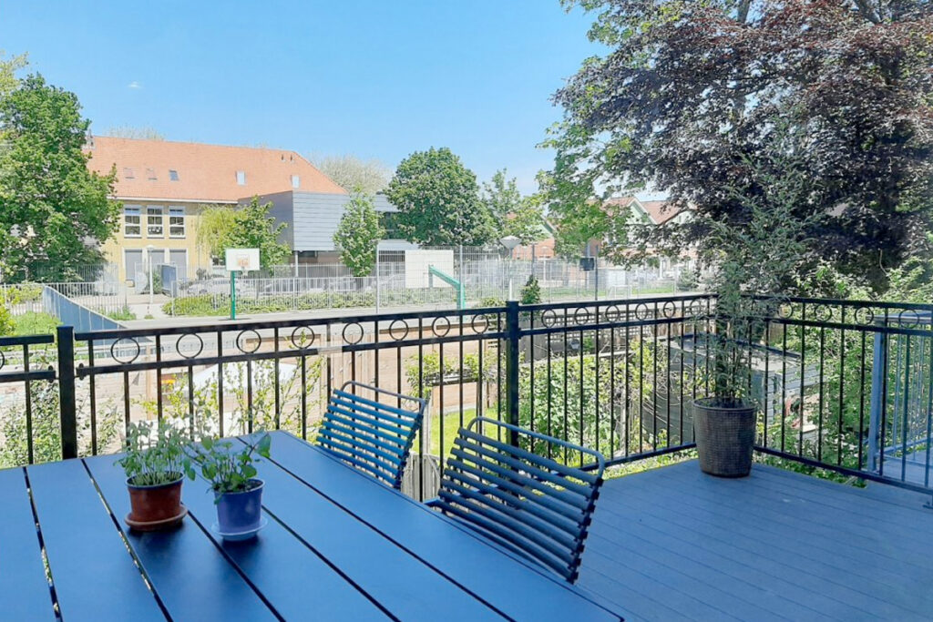 Stalen balustrade laten plaatsen