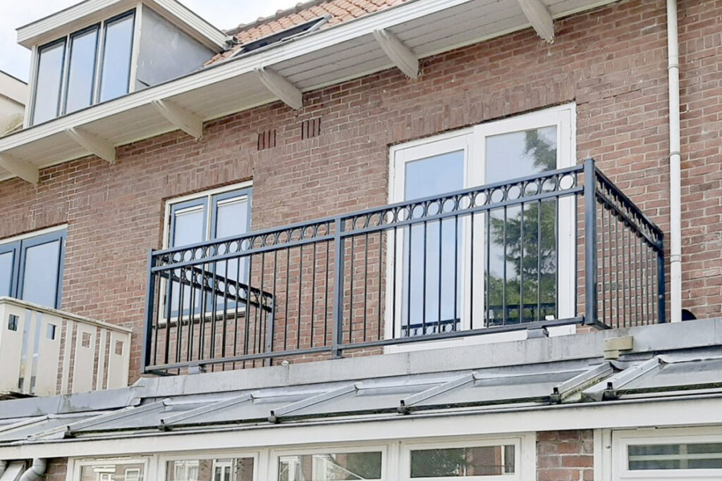 balkonhek laten plaatsen in Kampen