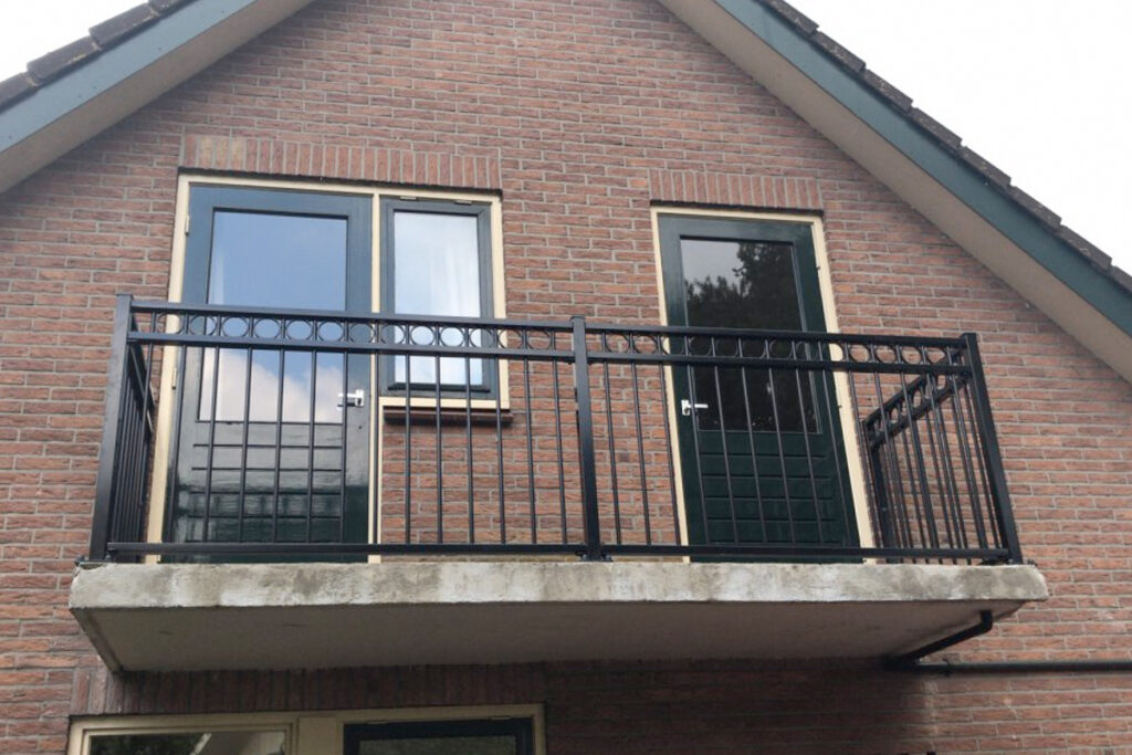 balkonhekwerk verzinken en coaten