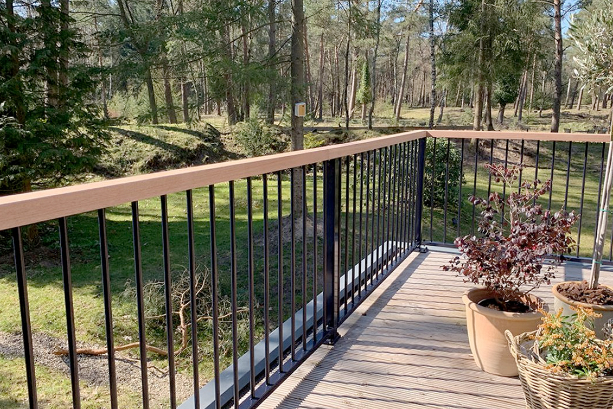 stalen balustrade voor zakelijke panden