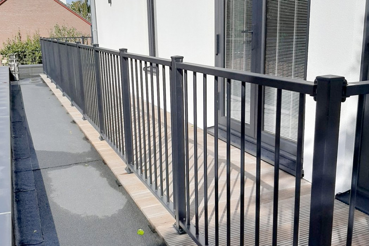 Balkonhek laten maken in Kampen