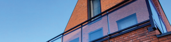 Glazen balustrade in Hasselt