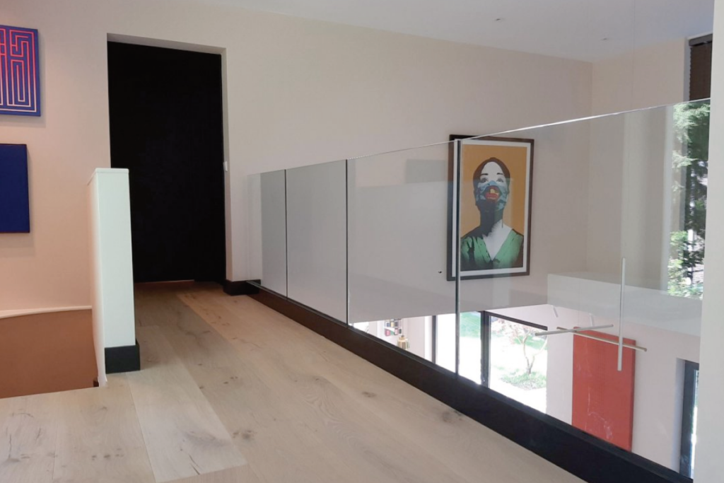 Glazen balustrade in Hasselt