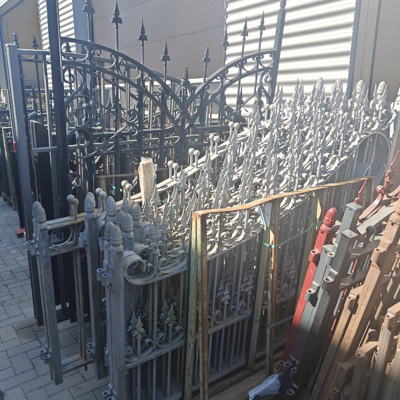 Tweedehands hekwerk en poorten