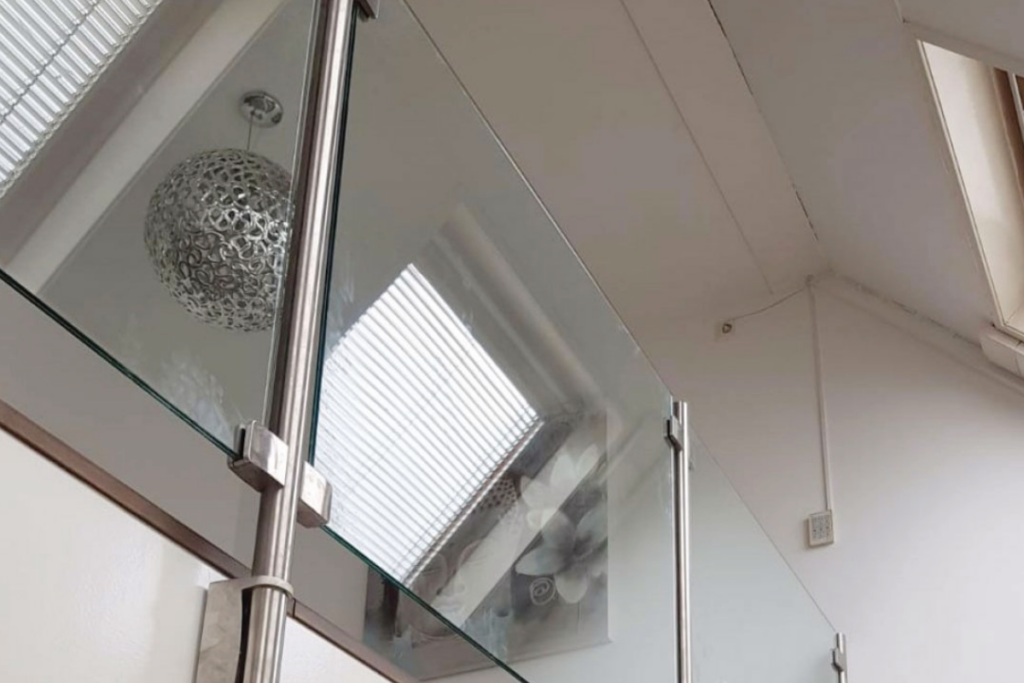Glazen balustrade in Deventer