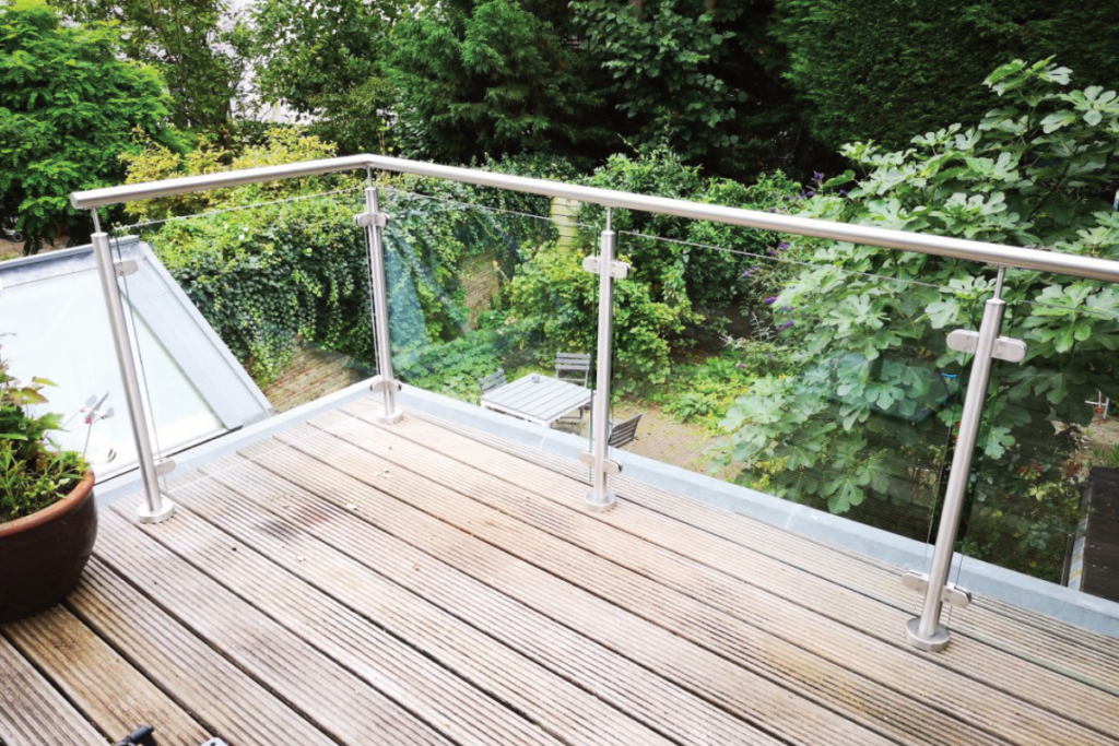 Glazen balustrade in Enschede