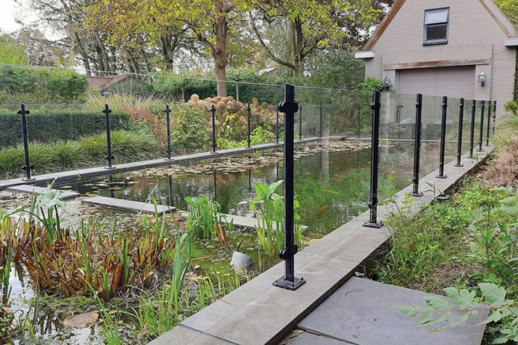 Glazen balustrade in Hardenberg