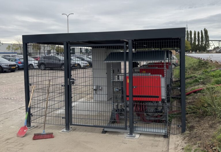Afsluitbaar fietsenhok van staal op maat