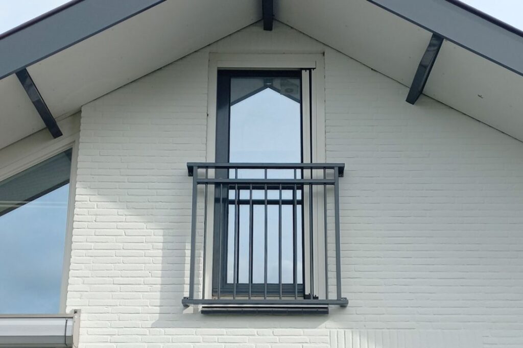 Franse balkons in Nijverdal