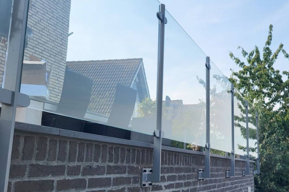 Glazen balustrade op maat