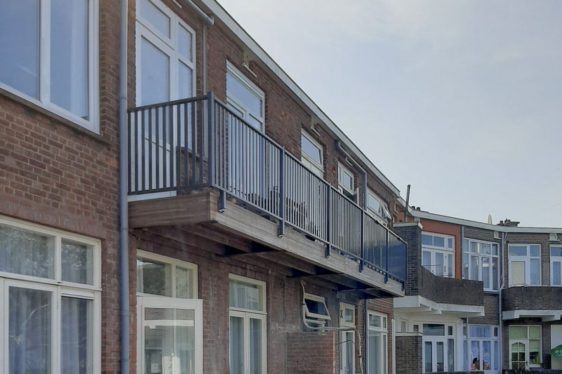 Frans Balkon Lamellen Ommen