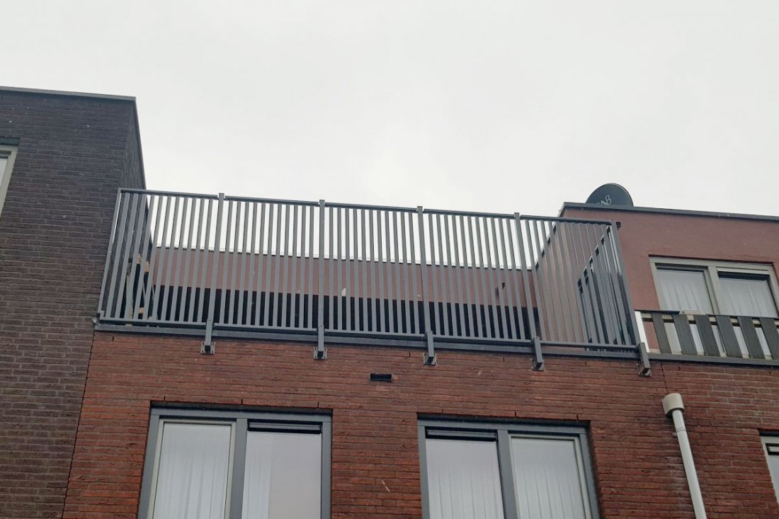 Frans Balkon Lamellen Ommen