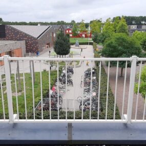 Op maat gemaakte stalen balustrade volgens tekening