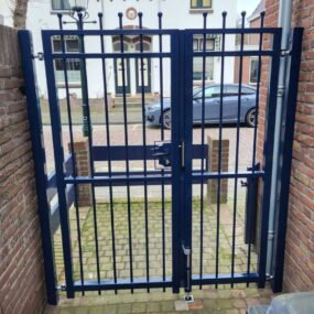 Stalen looppoort op maat
