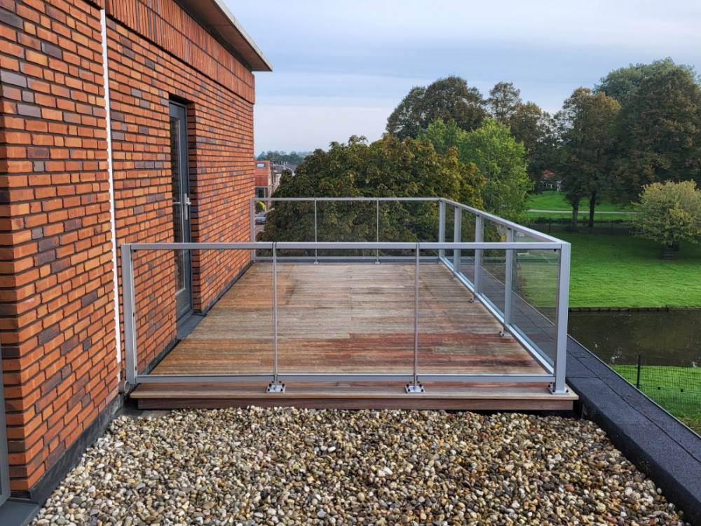 Glazen balustrade op maat