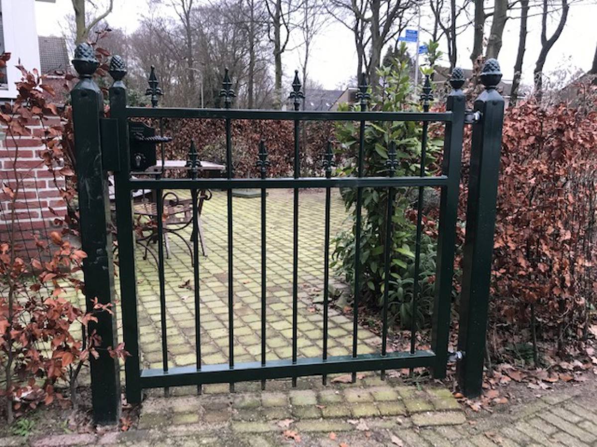 Stalen looppoort op maat
