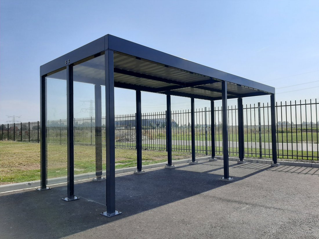 Fietsenstalling FS03 met glazen wanden